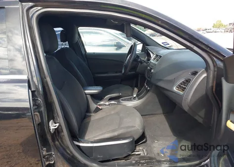 2013 Dodge Avenger Se z USA, uszkodzony, nr VIN 1C3CDZAB4DN563183